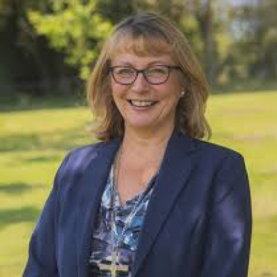 AMC Carolyn lawrence